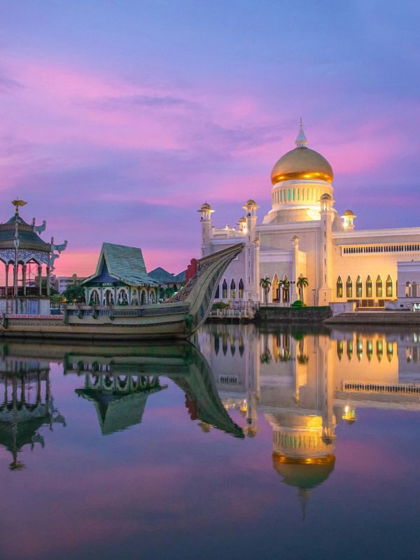 <p>Viaggio in Malesia - Brunei</p>